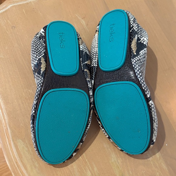 Tieks Stylish Snakeskin Ballet Flats - Picture 2 of 7